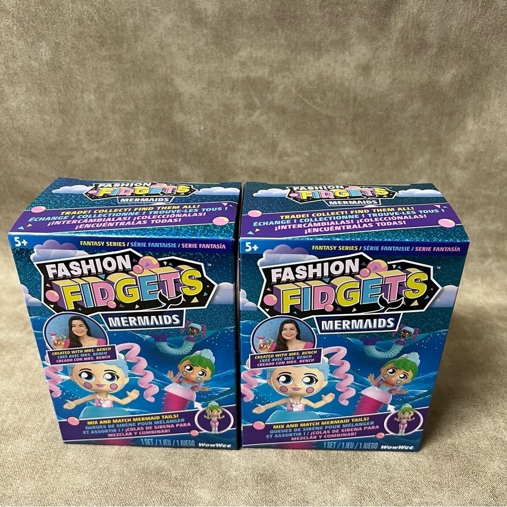 Lot of (2) Fashion Fidgets Mermaids Fantasy Series Wowwee 2 Blind Boxes New - Picture 2 of 4